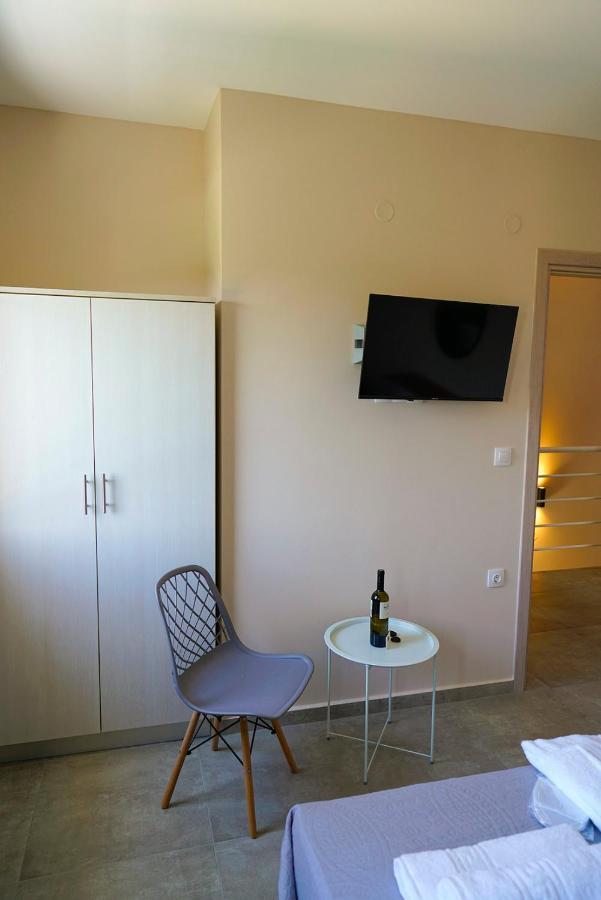 Charikleia'S 1St Floor Appartment In Pelion Volos Bagian luar foto